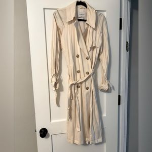 Babaton silky trench